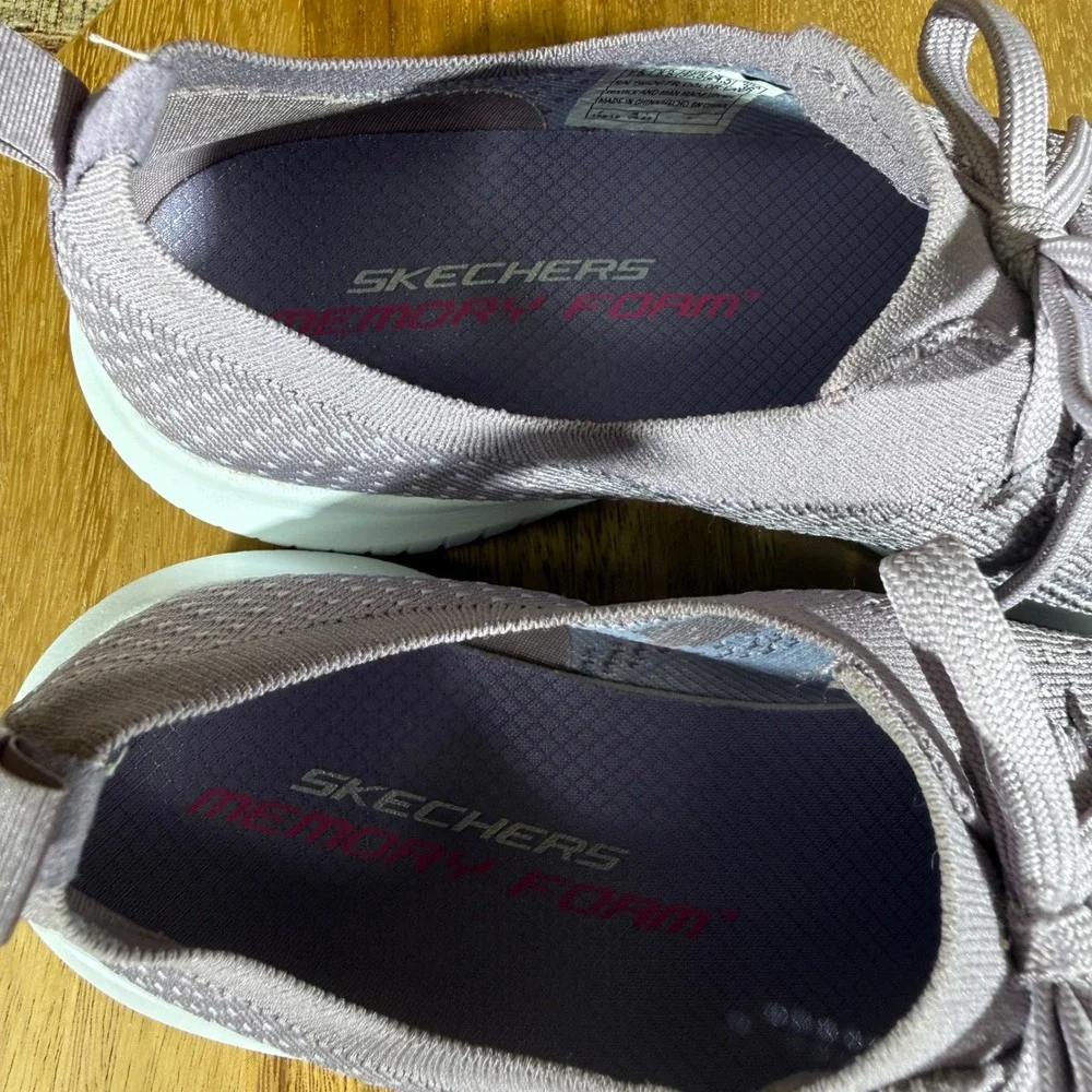 Skechers Sneaker Womens 7.5 Purple Ultra Flex Statements 56067R Memory Foam Knit